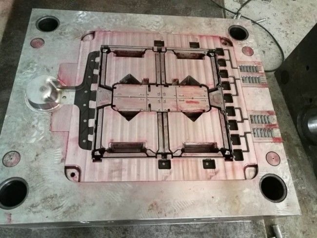壓鑄模具制作